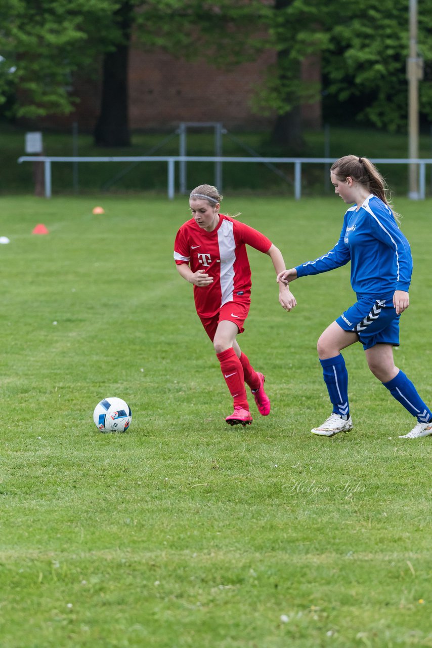 Bild 264 - wCJ SV Steinhorst/Labenz - VfL Oldesloe : Ergebnis: 18:0